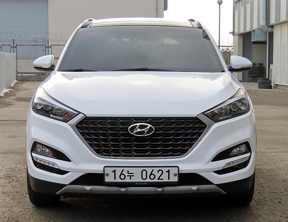 HYUNDAI Tucson 2017 Blanco - Importación desde Corea - HF Imports Iquique - Foto 1