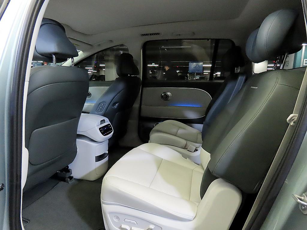 HYUNDAI IONIQ 9 - Vista 7