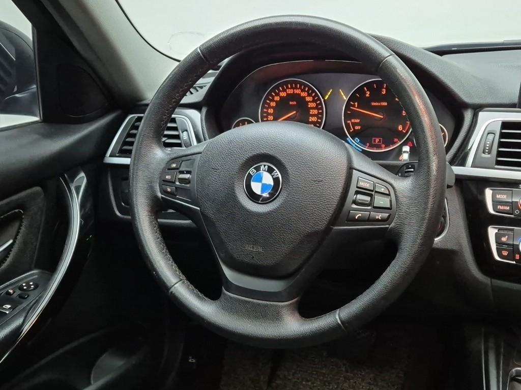 BMW 3 series - Vista 9