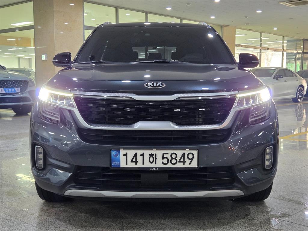 KIA Seltos - Vista 2