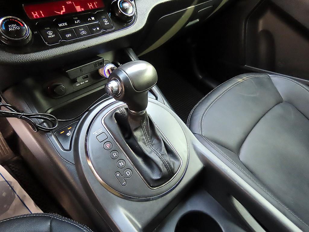 KIA Sportage - Vista 10