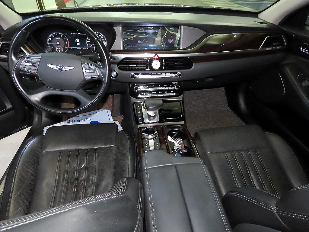 Genesis EQ900 - Vista 10