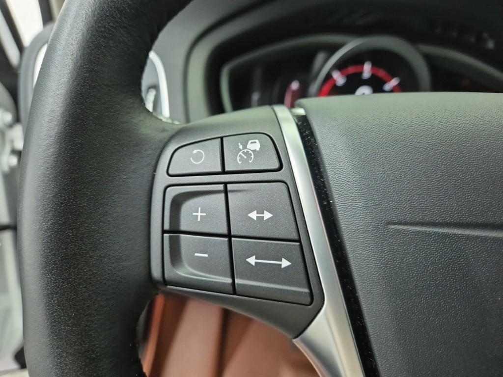 Volvo V40 2019 Blanco - Importación desde Corea - HF Imports Iquique - Foto 16