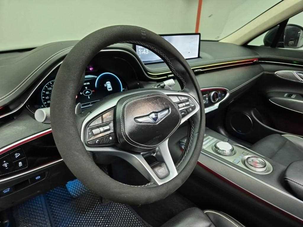 Genesis GV70 - Vista 9