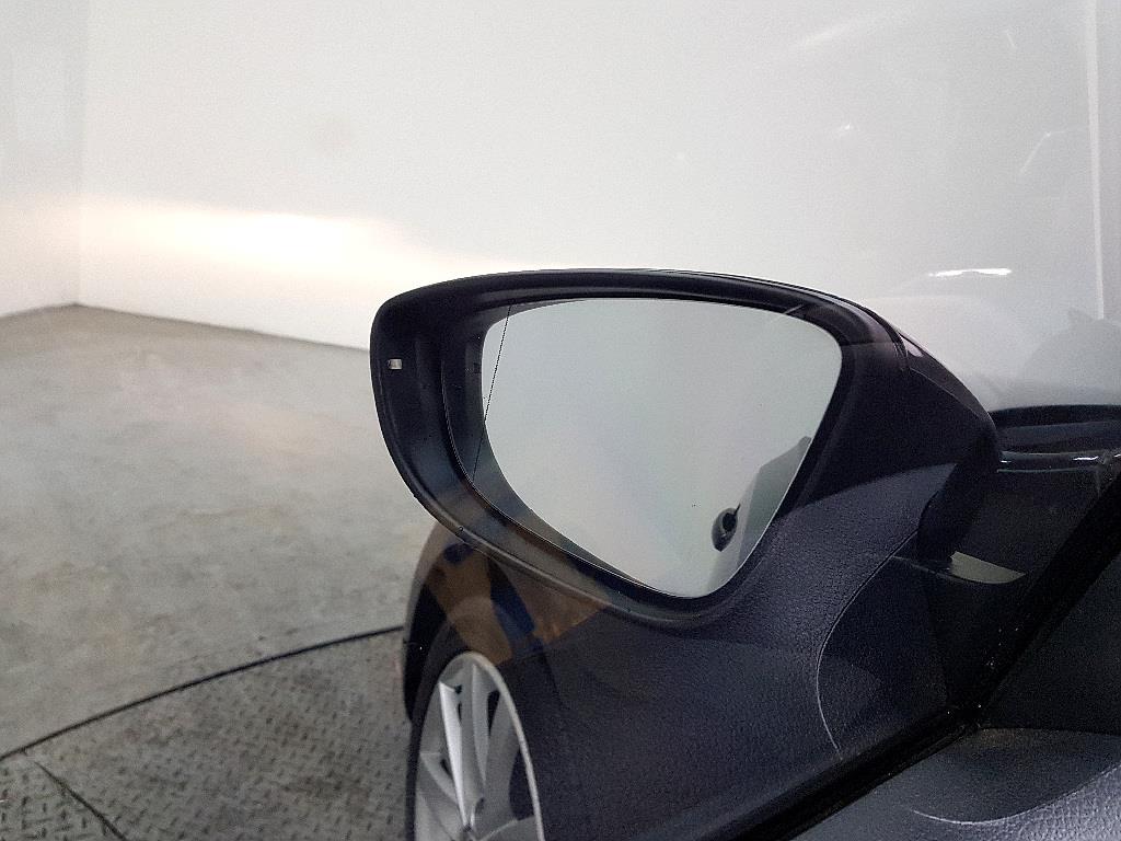 Volkswagen Jetta 2012 Negro - Importación desde Corea - HF Imports Iquique - Foto 16