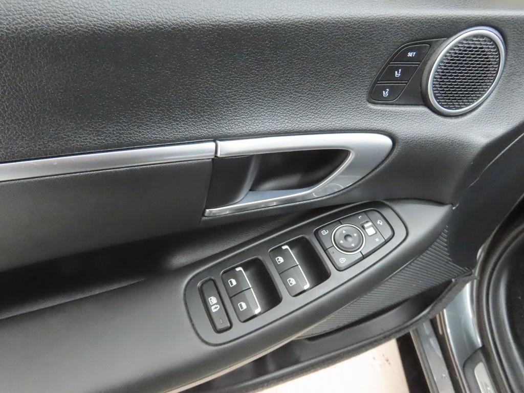 HYUNDAI Sonata - Vista 9