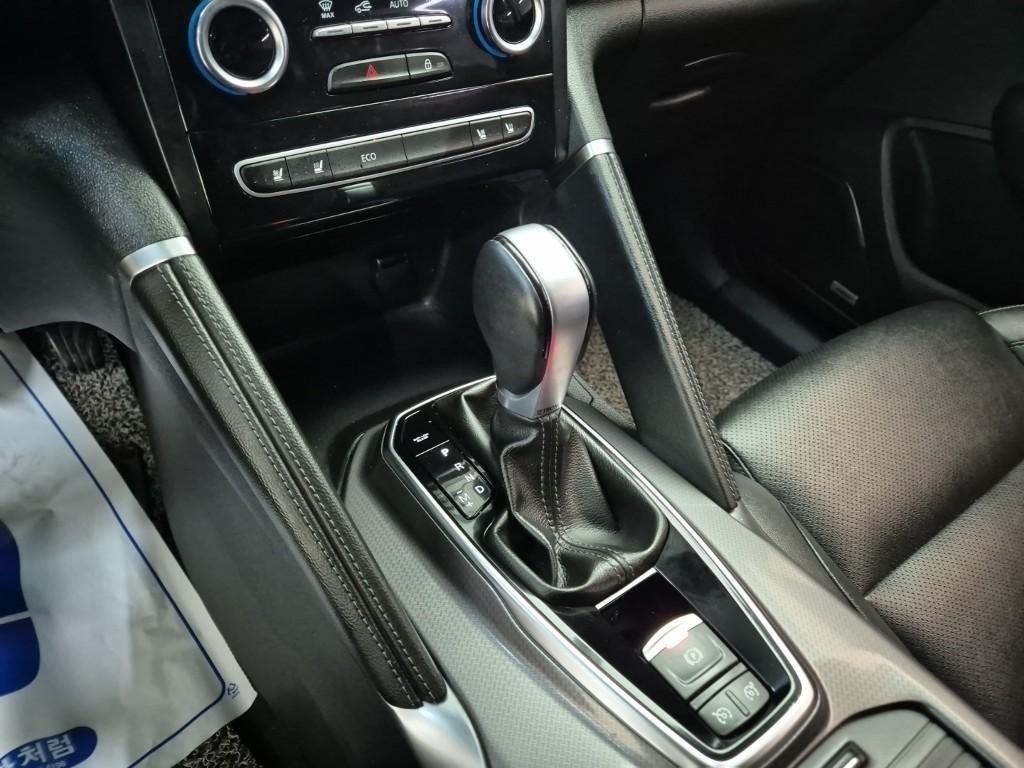 SAMSUNG QM6 - Vista 8