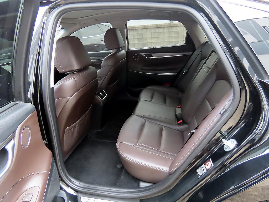 HYUNDAI Grandeur - Vista 6