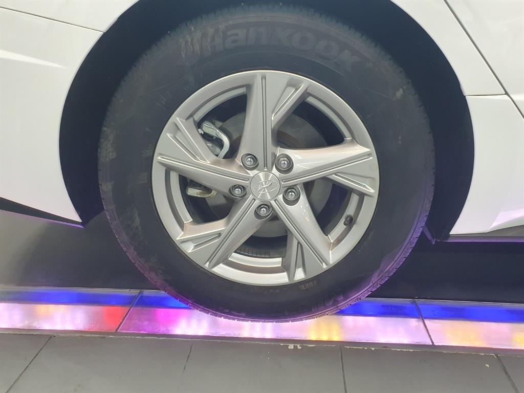 HYUNDAI Sonata 2022 Blanco - Importación desde Corea - HF Imports Iquique - Foto 18