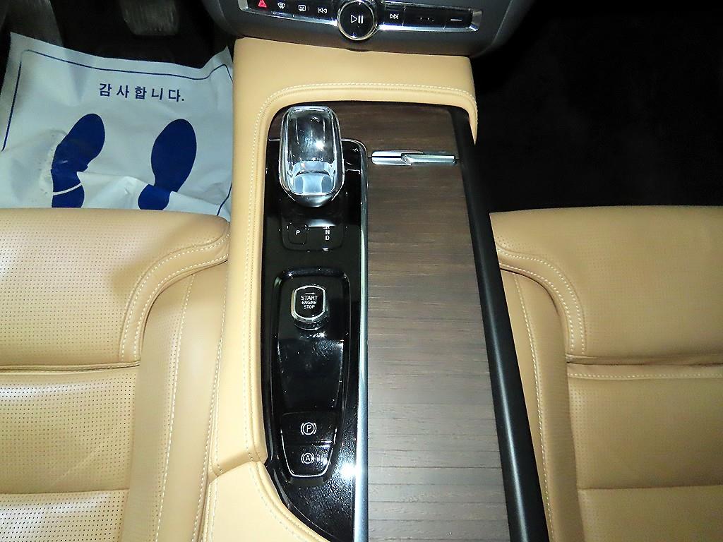 Volvo S90 - Vista 12