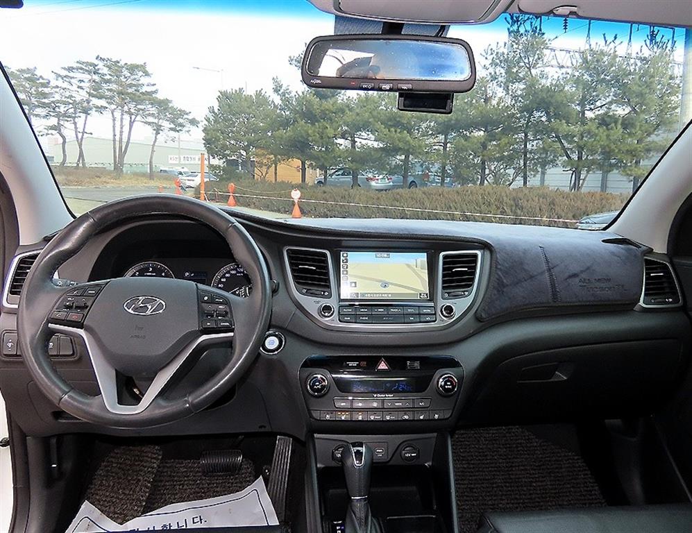 HYUNDAI Tucson - Vista 7