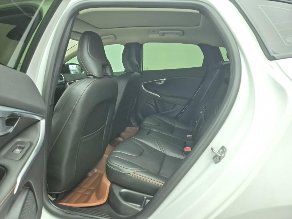 Volvo V40 - Vista 12