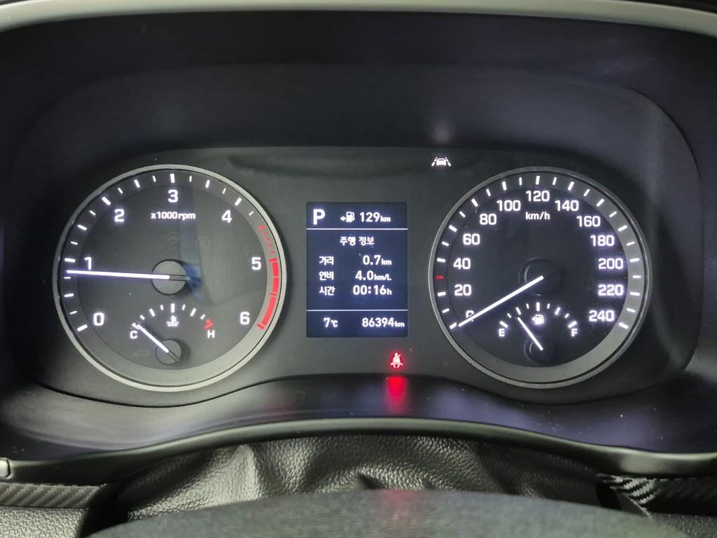 HYUNDAI Tucson - Vista 7