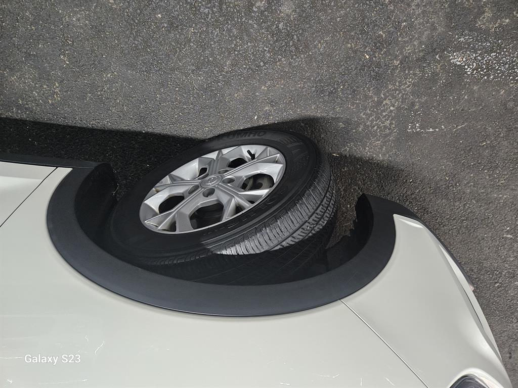 Ssangyong Tivoli 2022 the color of pearl - Importación desde Corea - HF Imports Iquique - Foto 13