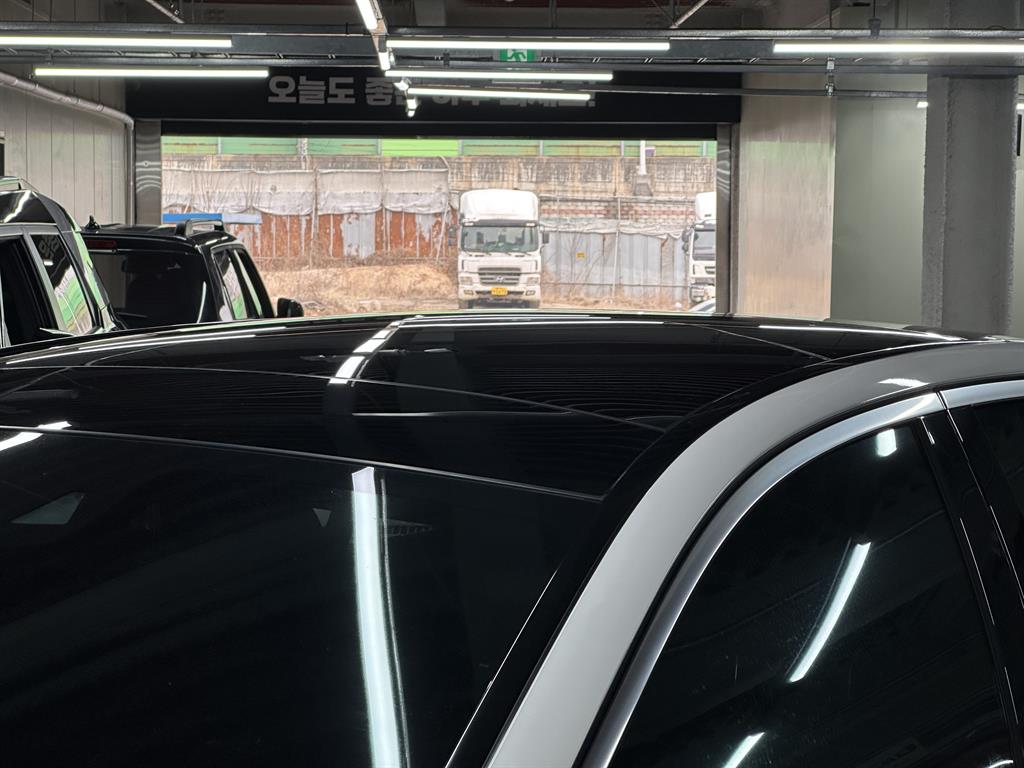 Mercedes Benz E class - Vista 6