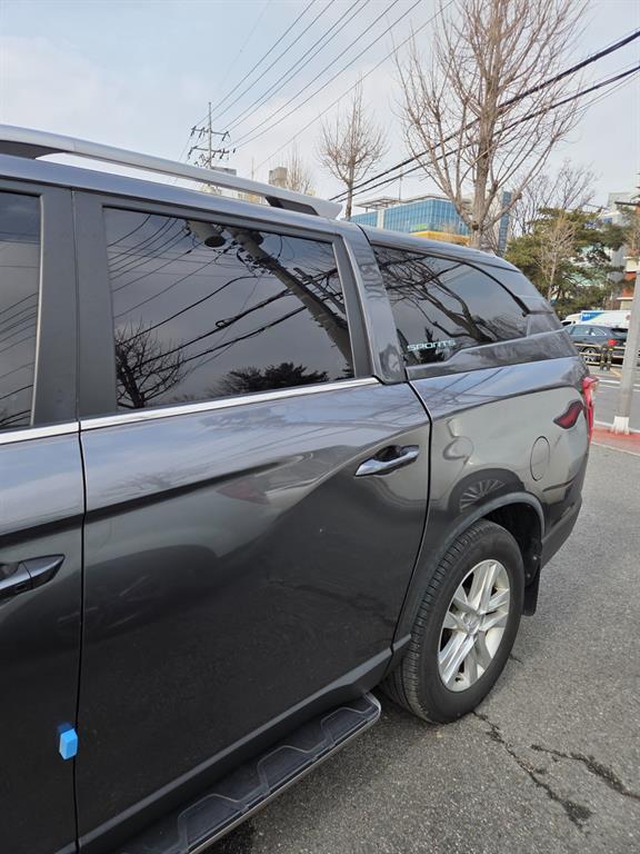 Ssangyong Rexton - Vista 3