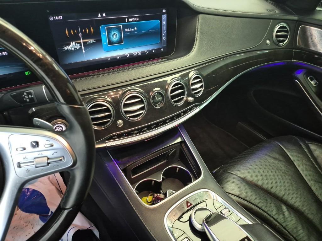 Mercedes Benz S Class - Vista 10