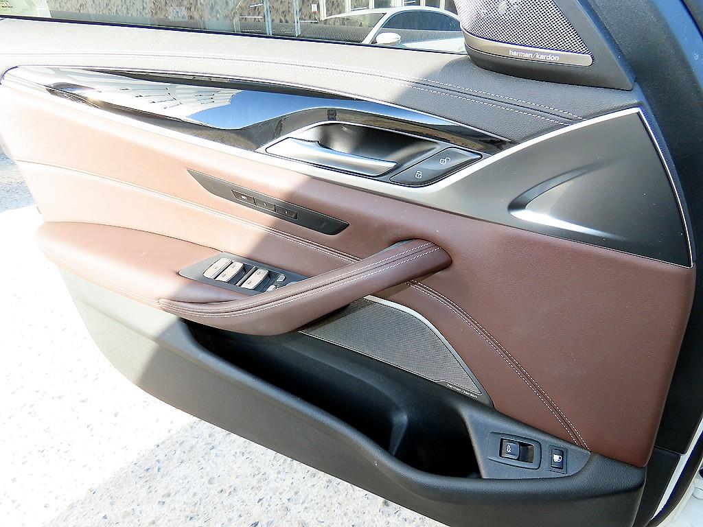 BMW 5 Series - Vista 12