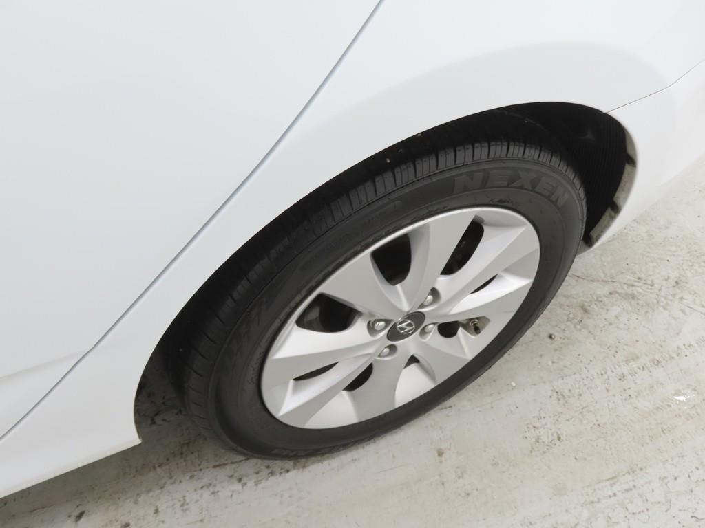 HYUNDAI Accent 2017 Blanco - Importación desde Corea - HF Imports Iquique - Foto 16