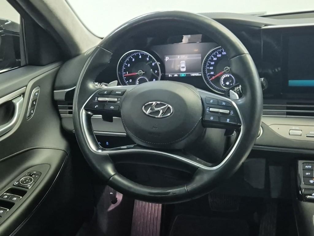 HYUNDAI Grandeur - Vista 8