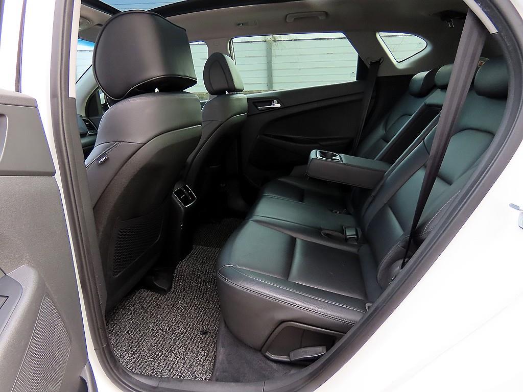 HYUNDAI Tucson - Vista 6