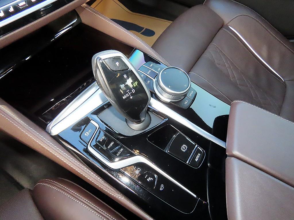 BMW 5 Series - Vista 11