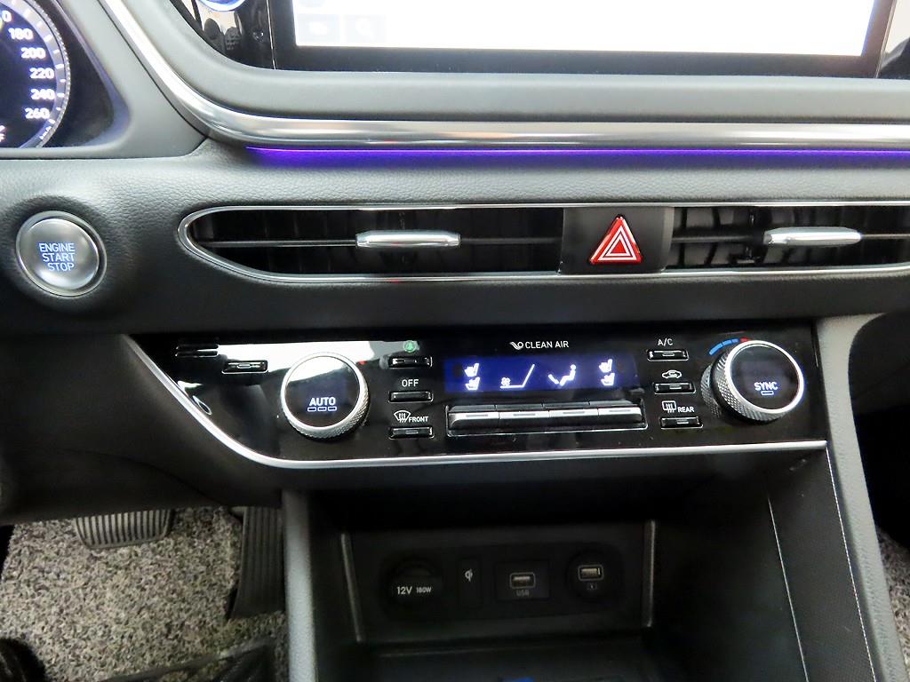 HYUNDAI Sonata - Vista 10