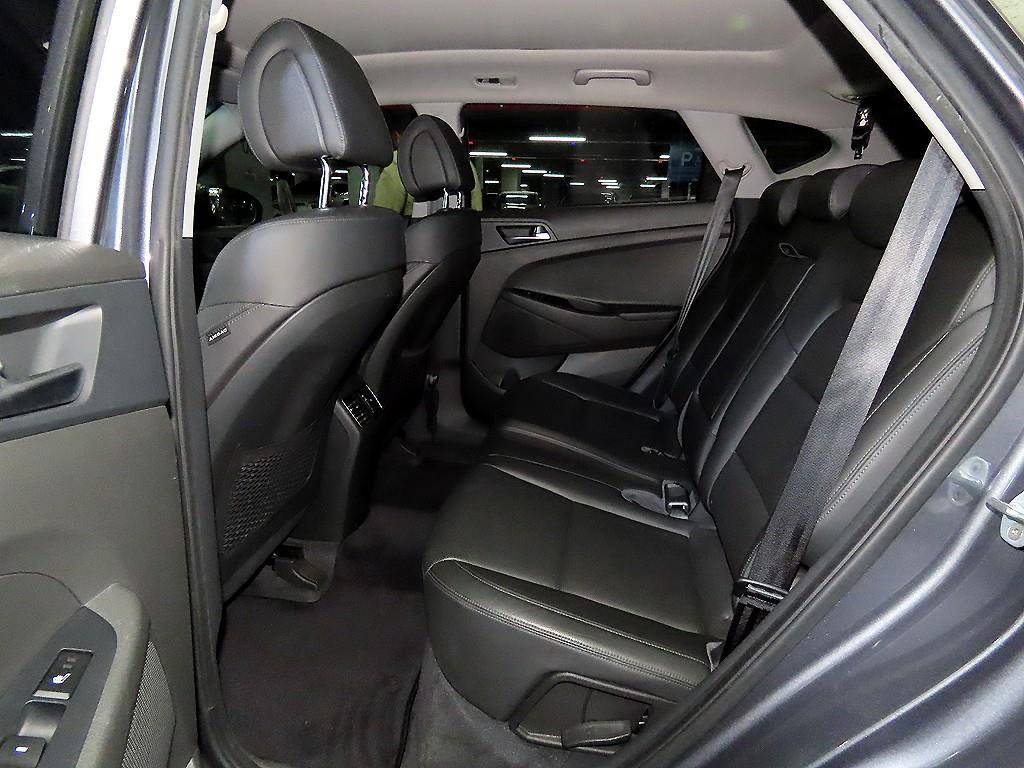 HYUNDAI Tucson - Vista 7