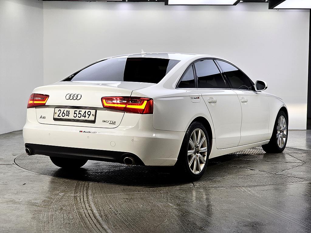 Audi A6 - Vista 4