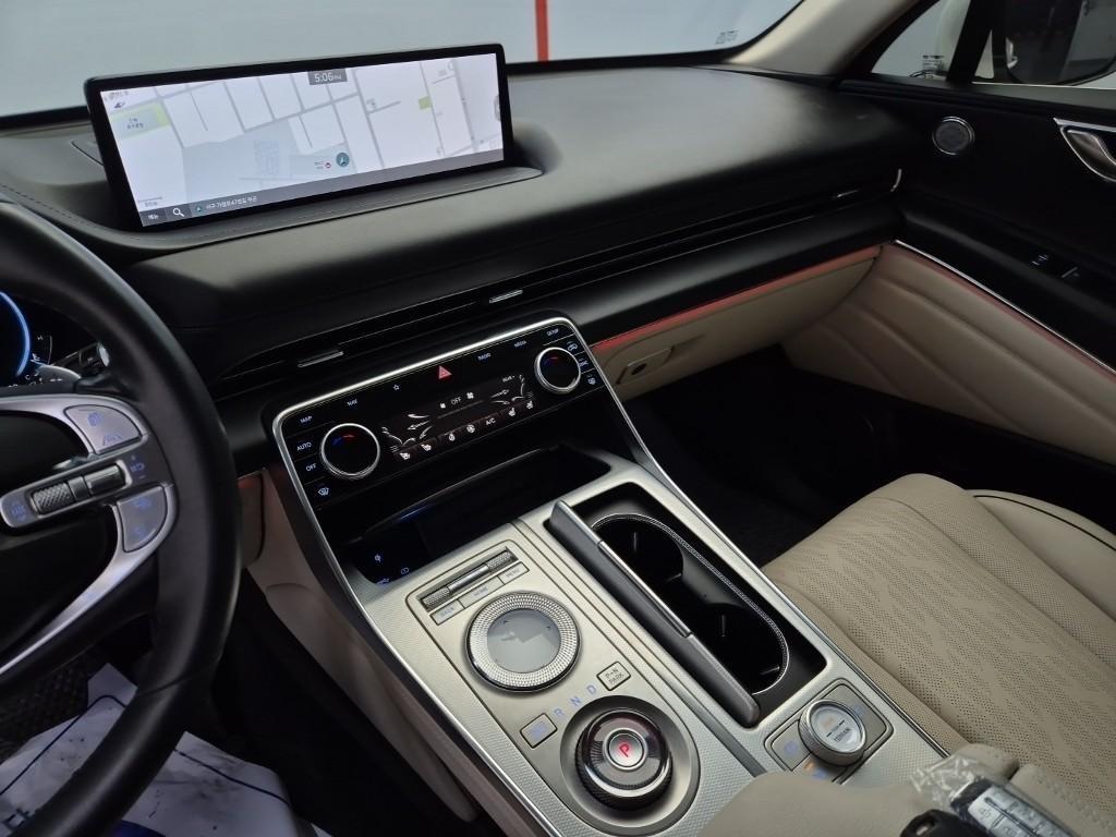 Genesis GV80 - Vista 10