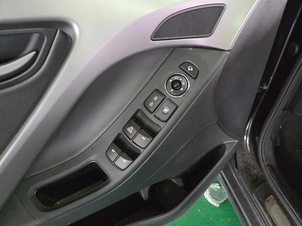 HYUNDAI Avante 2015 Negro - Importación desde Corea - HF Imports Iquique - Foto 15