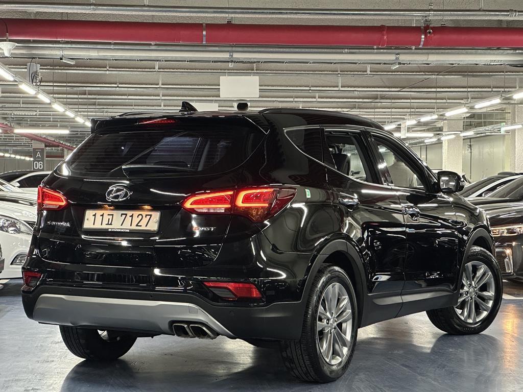 HYUNDAI Santa Fe - Vista 3
