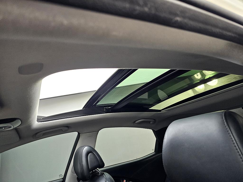 HYUNDAI Grandeur - Vista 12