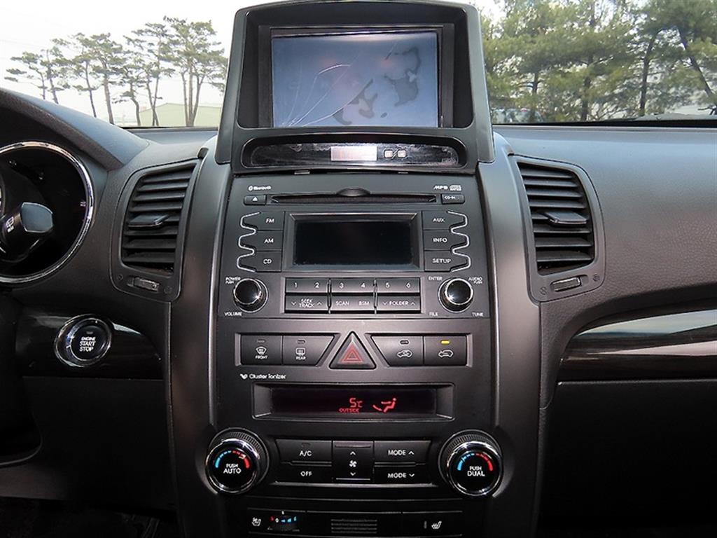 KIA Sorento 2010 Plateado - Importación desde Corea - HF Imports Iquique - Foto 14