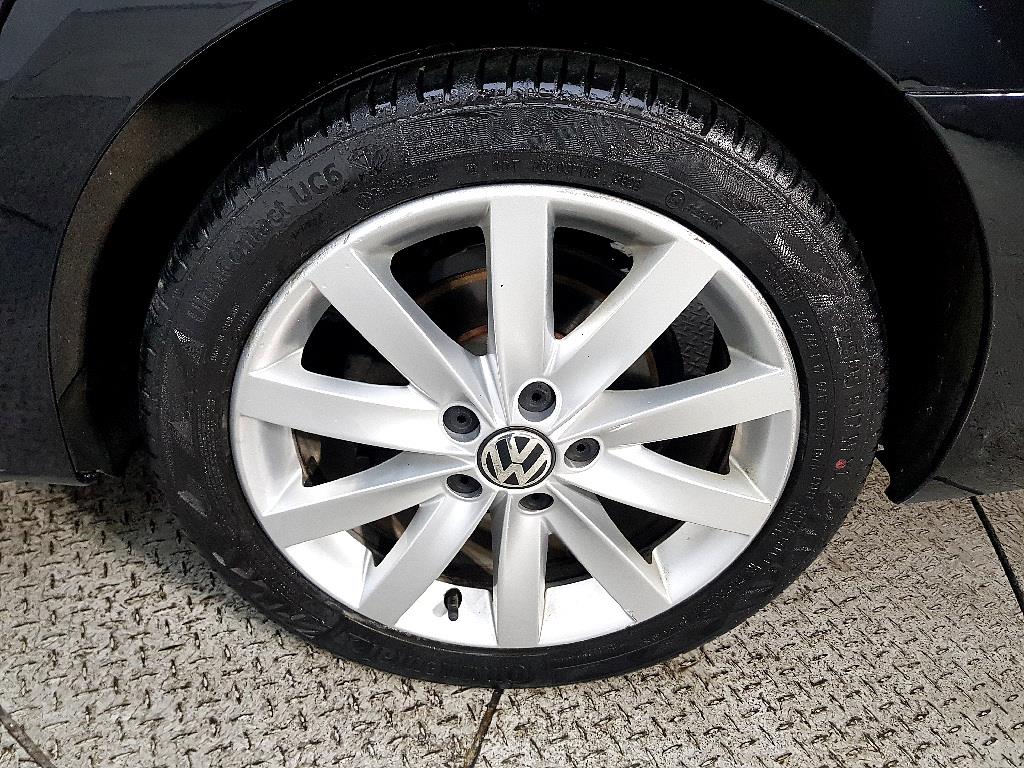 Volkswagen Jetta 2012 Negro - Importación desde Corea - HF Imports Iquique - Foto 20