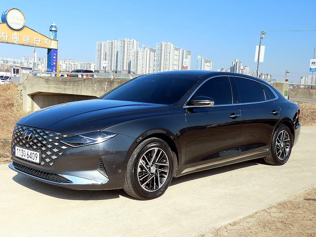 HYUNDAI Grandeur - Vista 2