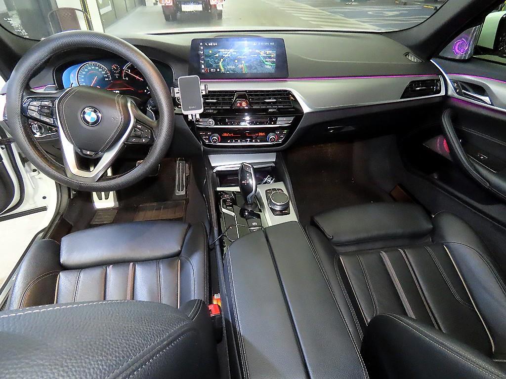 BMW 5 Series - Vista 10