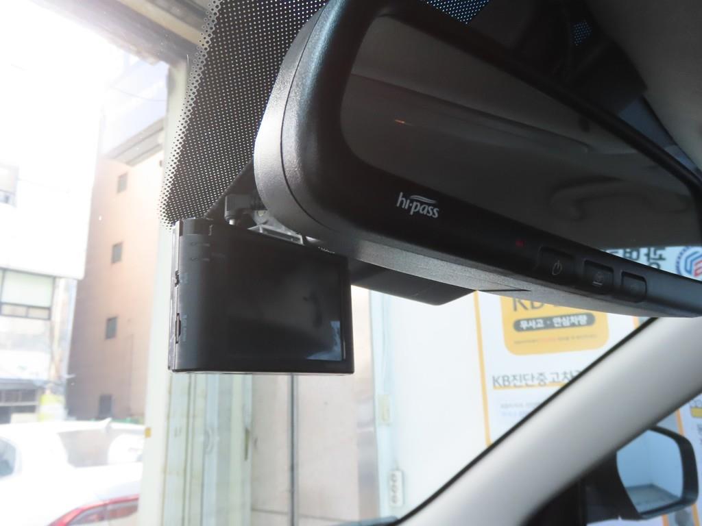 Ssangyong Tivoli - Vista 11