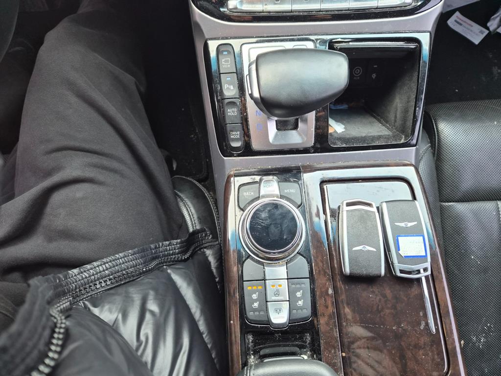 Genesis EQ900 2016 Gris - Importación desde Corea - HF Imports Iquique - Foto 13