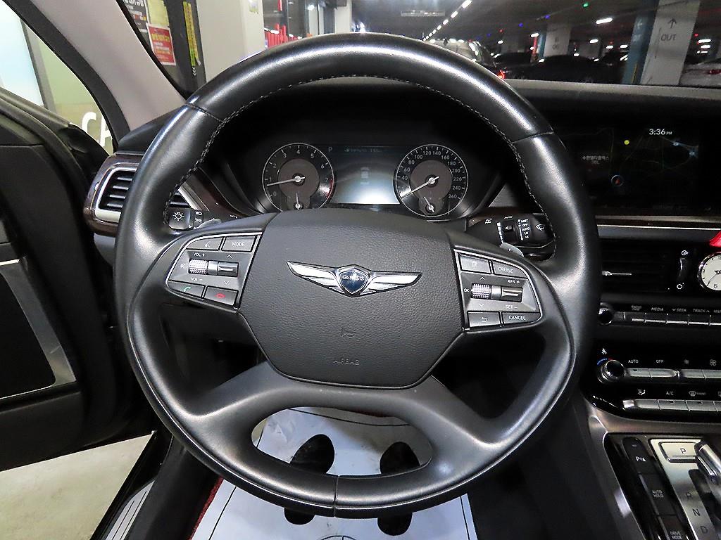 Genesis EQ900 - Vista 8