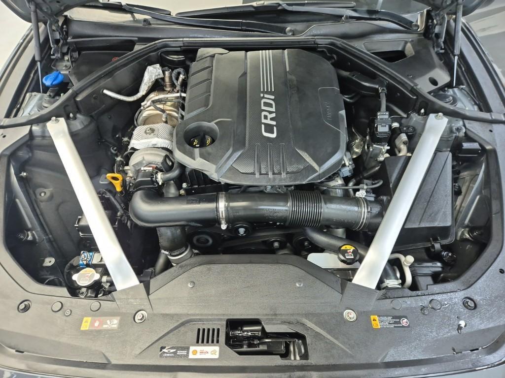 Genesis G70 - Vista 5