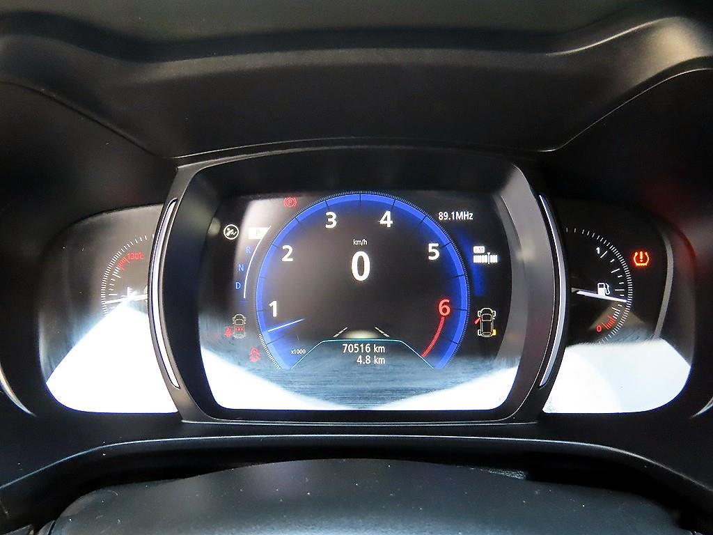 SAMSUNG QM6 - Vista 9