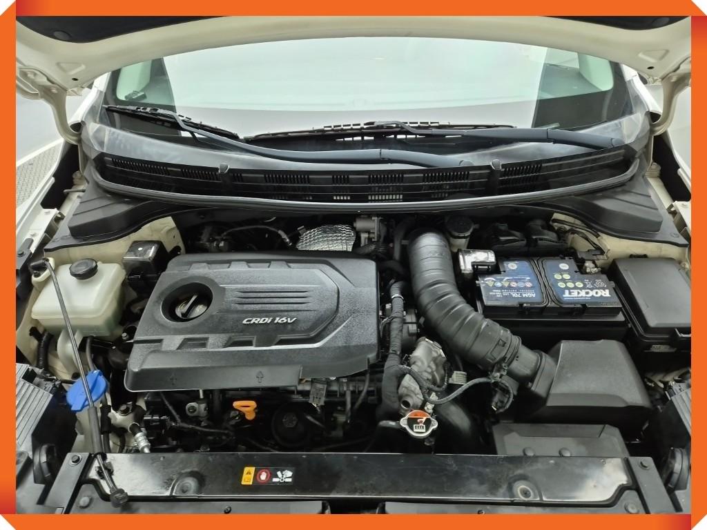 KIA Stonic - Vista 7