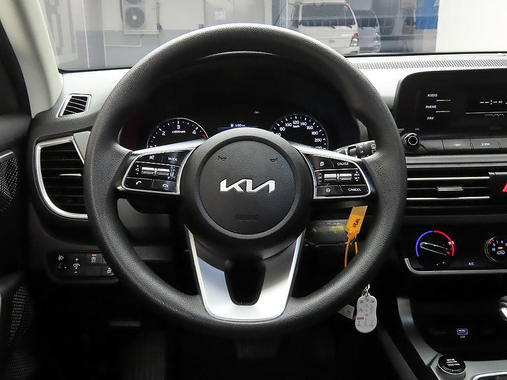 KIA Seltos - Vista 7