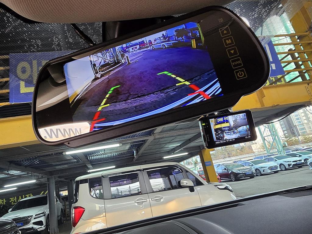 SAMSUNG QM6 - Vista 10