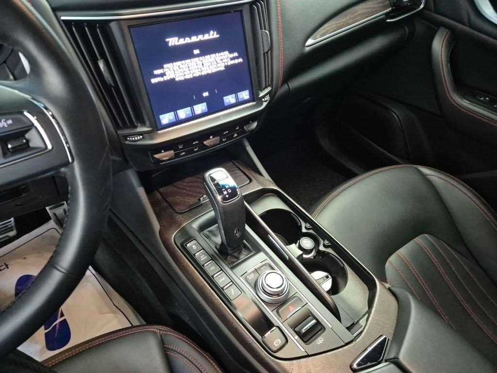 Maserati Levante - Vista 10