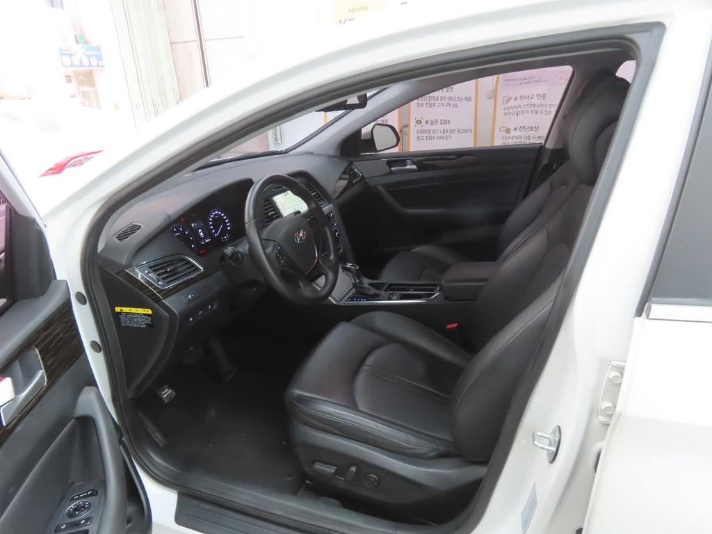 HYUNDAI Sonata - Vista 5