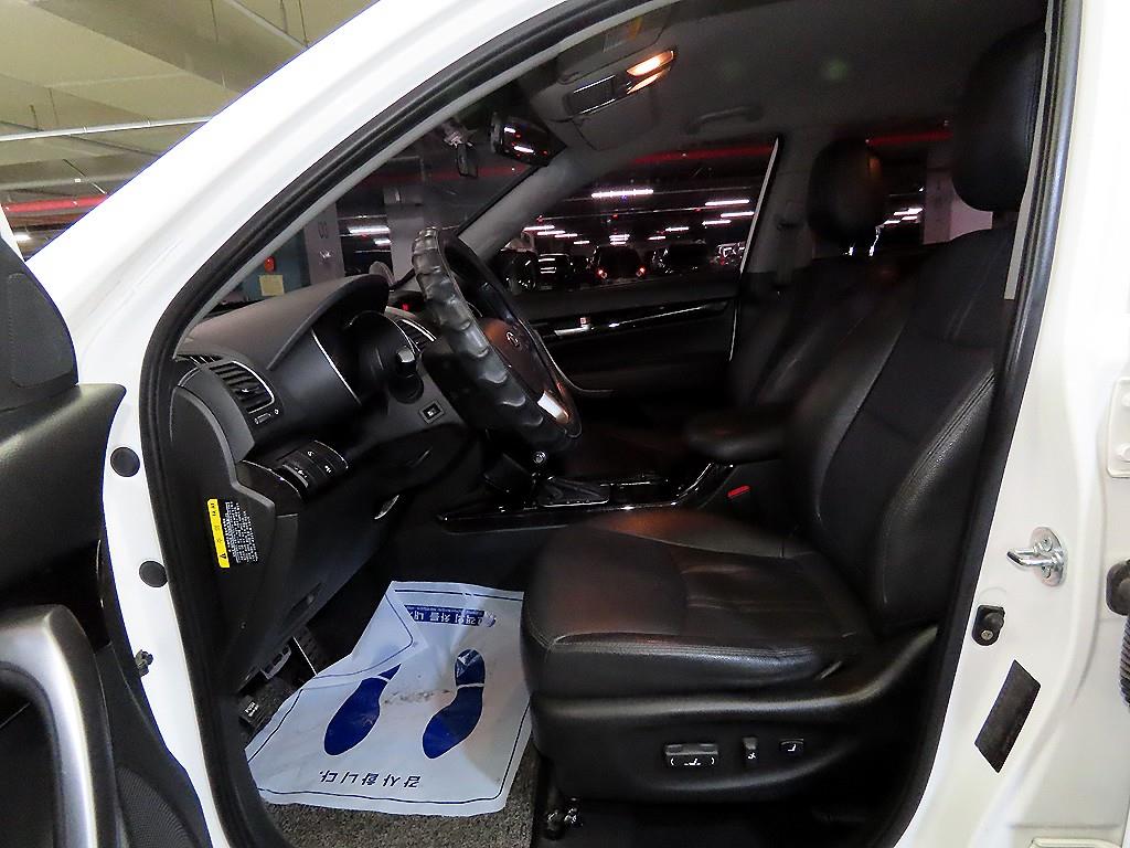 KIA Sorento - Vista 6