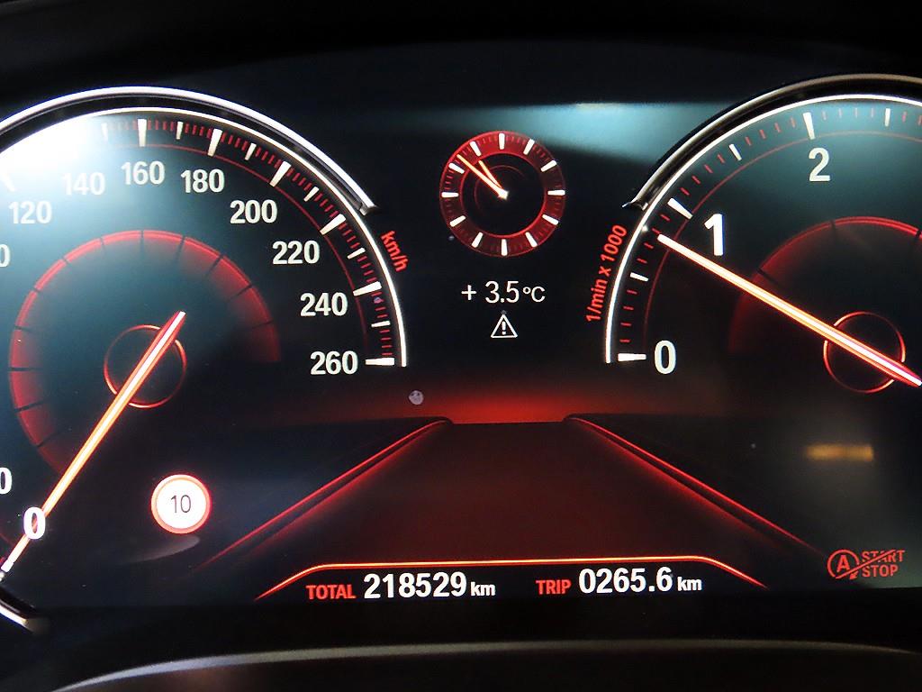 BMW 5 Series - Vista 9