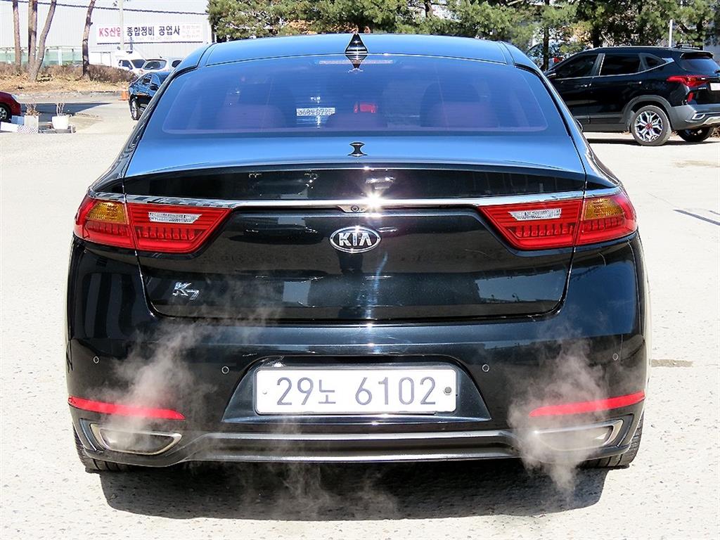 KIA K7 - Vista 4